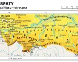 Bieszczady leżą na wschodnim krańcu Karpat, na mapie widoczne są obok Sanoka i Tarnicy.