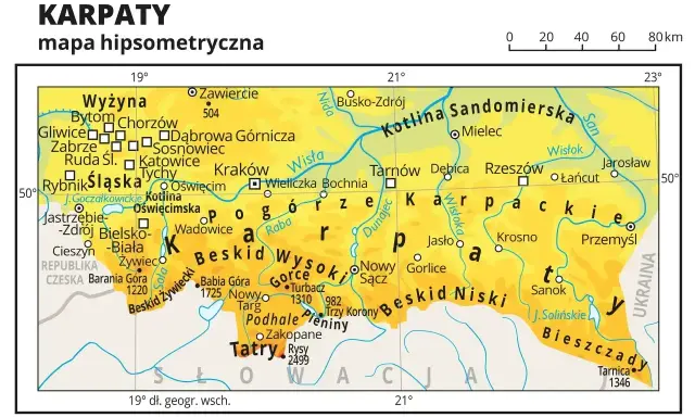 Bieszczady leżą na wschodnim krańcu Karpat, na mapie widoczne są obok Sanoka i Tarnicy.